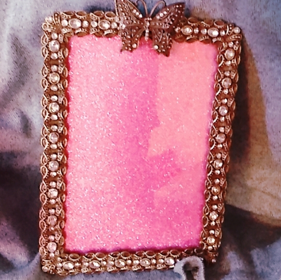 Bronze and rhinestone (BUTTERFLY)4X6 picture frame - Picture 1 of 6